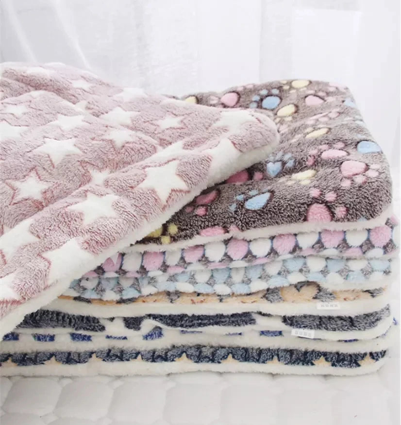 Soft Fleece Pet Mat with Cute Patterns for Cozy Comfort