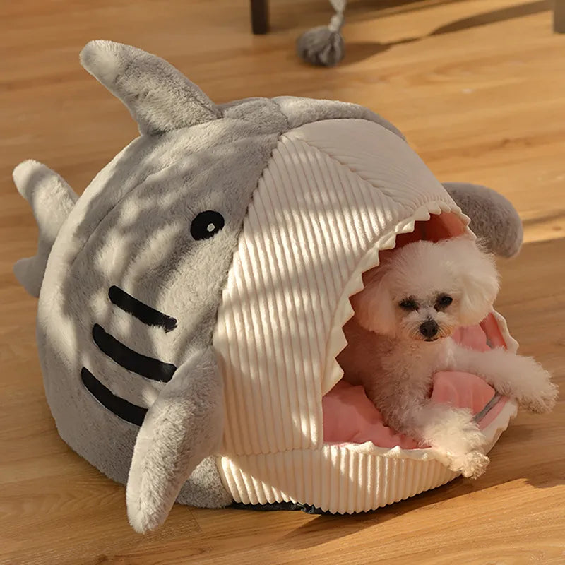 Cozy Shark/Piranha Design Cat Bed