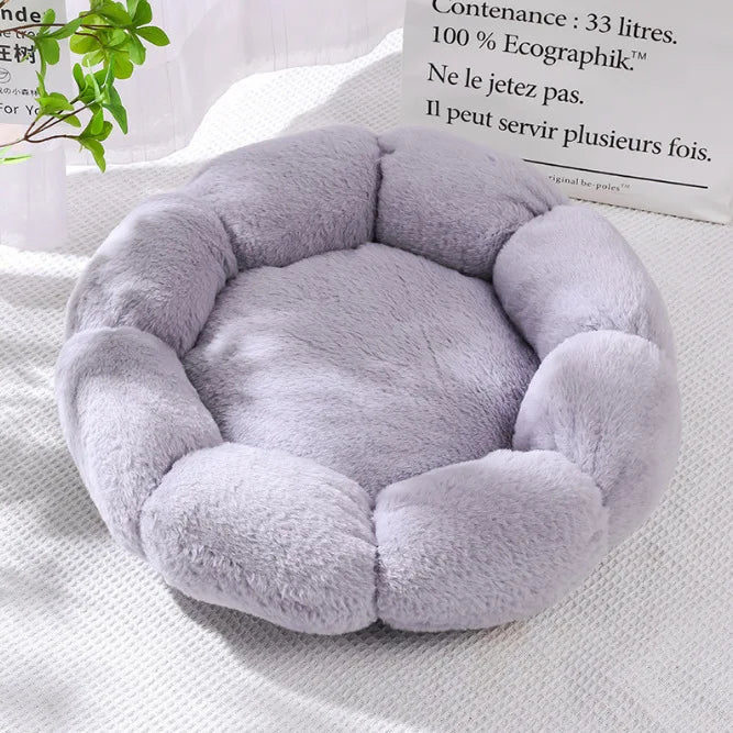 Flower-Shaped Dog & Cat Bed